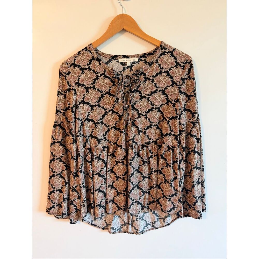 Daniel Rainn Paisley Bell Sleeve Tie Neck Top S